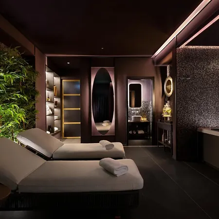 The Pantheon Iconic Hotel, Autograph Collection Hotel