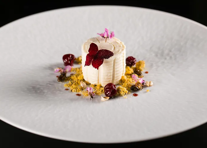 מלון The Pantheon Iconic Hotel, Autograph Collection 5*