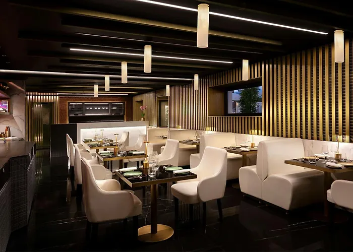 The Pantheon Iconic Hotel, Autograph Collection מלון 5*