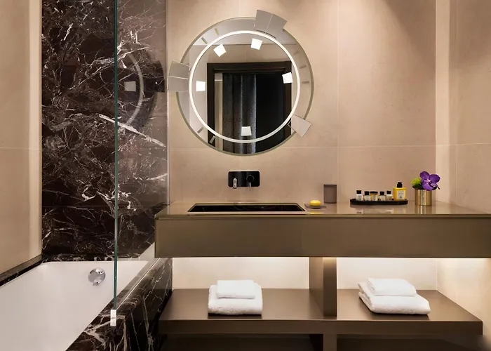 The Pantheon Iconic Hotel, Autograph Collection 5* רומא