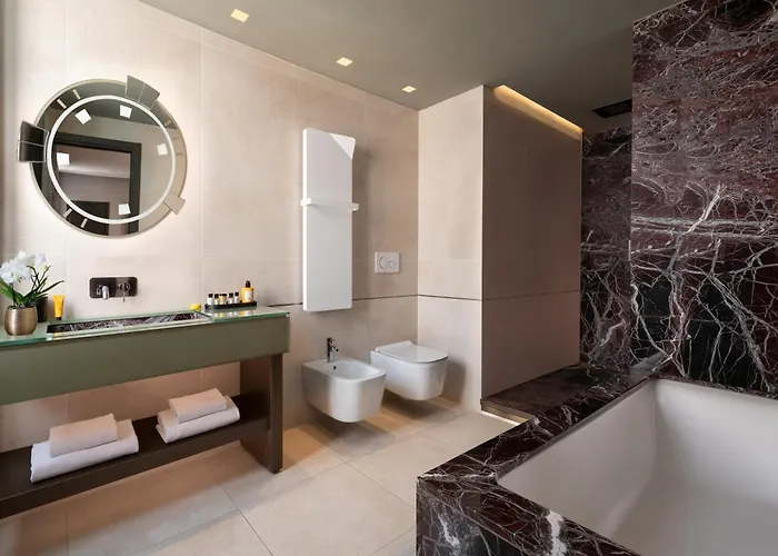 The Pantheon Iconic Hotel, Autograph Collection 5* רומא